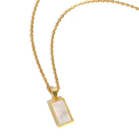 Kendra Scott Jewelry - 14K Gold filled White Marble Pendent Necklace